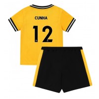 Camiseta Wolves Matheus Cunha #12 Primera Equipación Replica 2023-24 para niños mangas cortas (+ Pantalones cortos)